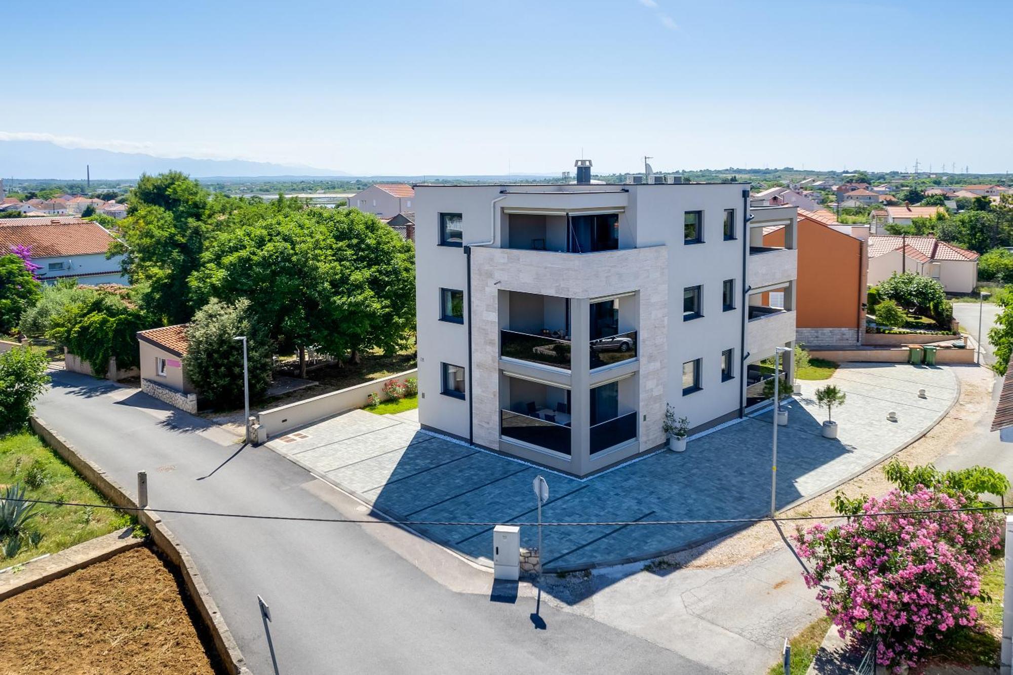 Salt Bloom Apartments Nin Buitenkant foto