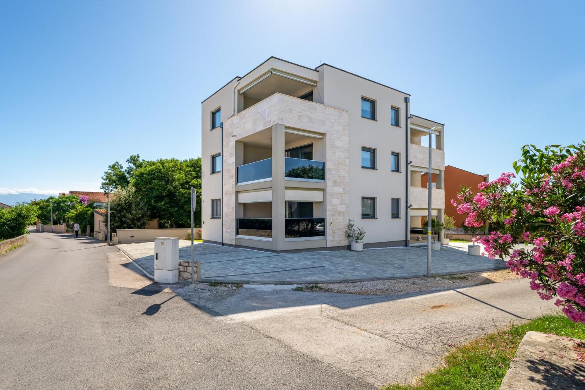 Salt Bloom Apartments Nin Buitenkant foto
