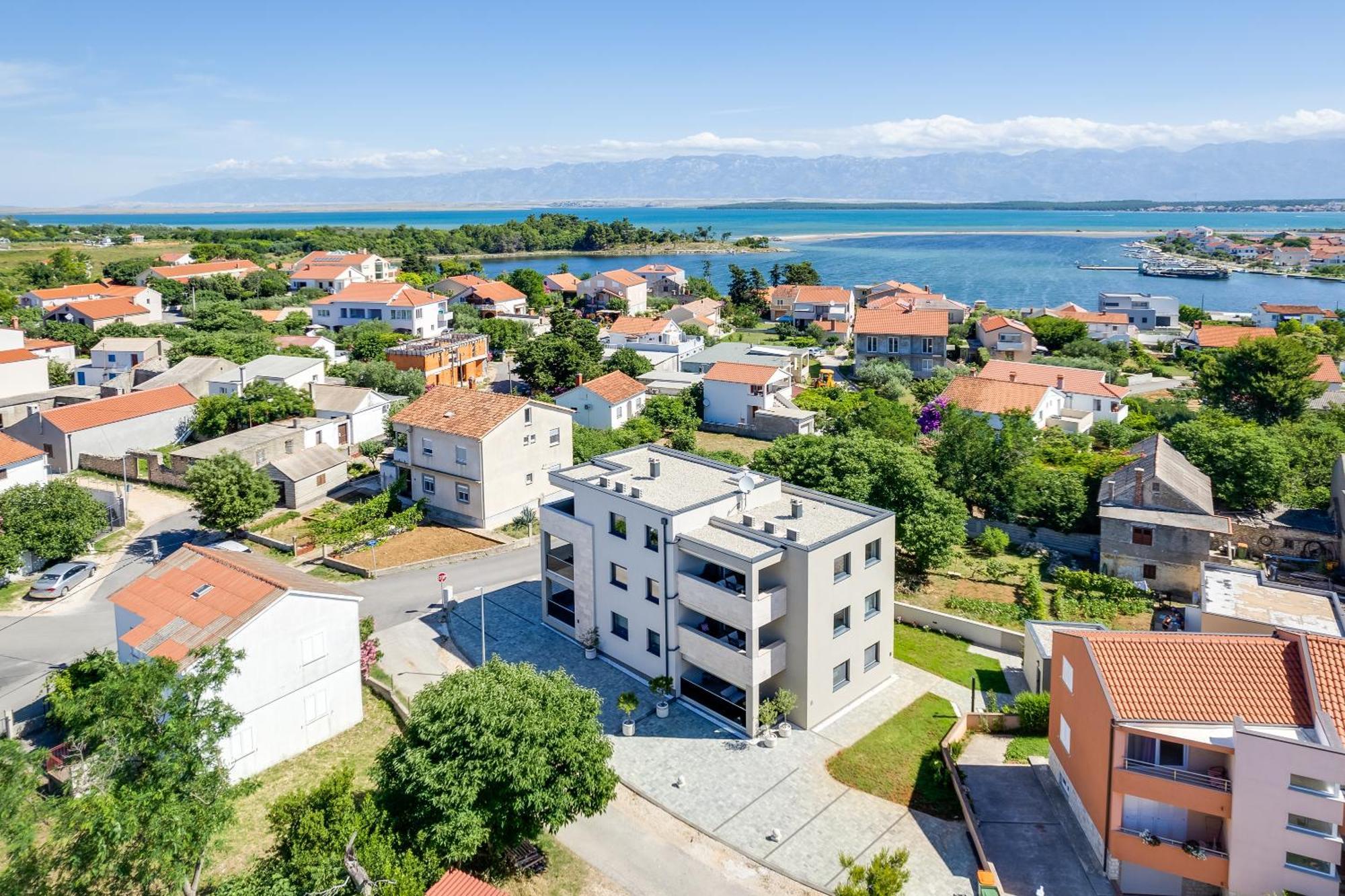 Salt Bloom Apartments Nin Buitenkant foto